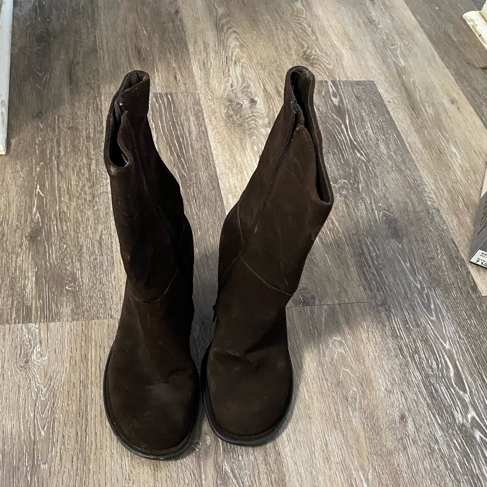 Mossimo Boots